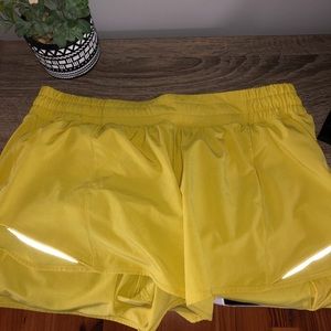 Lulu lemon hotty hot shorts